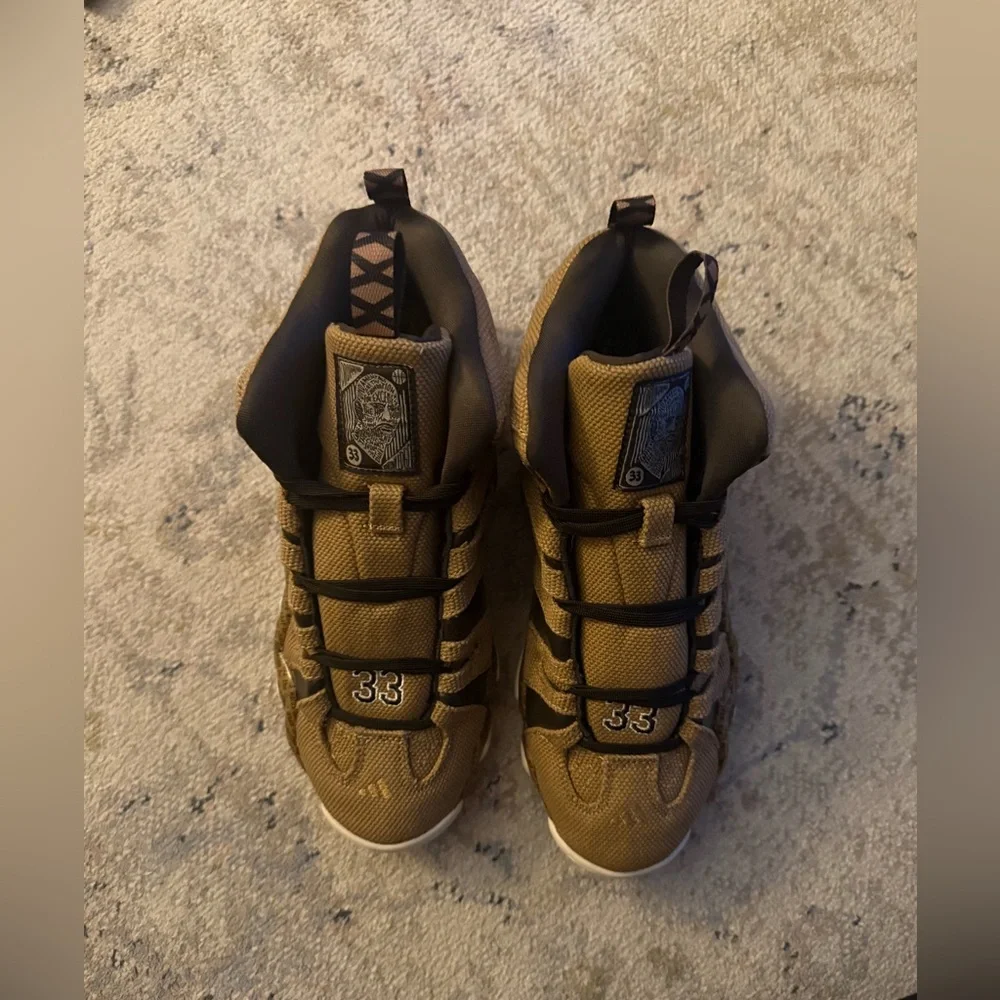 adidas step into